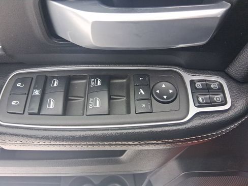 Used 2024 RAM 2500 Big Horn image 18