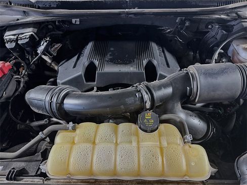 Used 2017 Ford F150 Lariat w/ Equipment Group 502A Luxury image 31