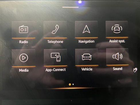 Used 2022 Volkswagen Tiguan SEL R-Line image 11