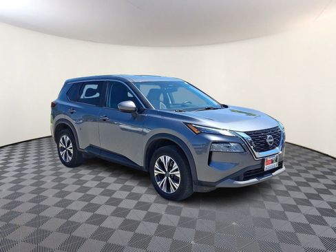 Used 2023 Nissan Rogue SV AWD/4WD image 4