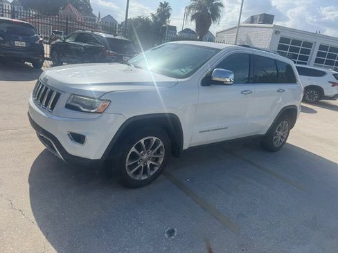 Used 2016 Jeep Grand Cherokee Limited w/ Luxury Group II RWD image 3