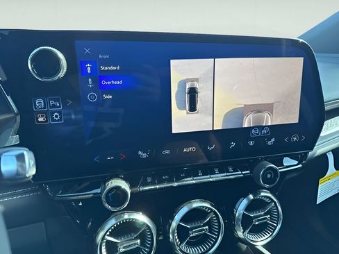 New 2025 Chevrolet Blazer EV LT AWD/4WD image 25