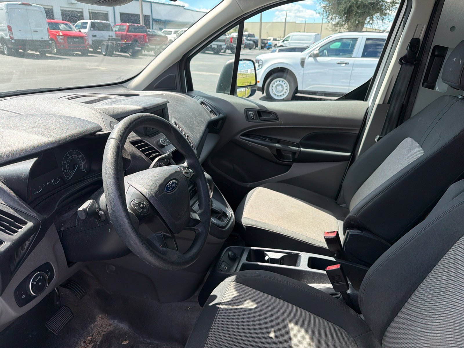 Used 2023 Ford Transit Connect XL FWD image 5