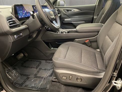 New 2026 Chevrolet Traverse LT w/ Driver Confidence Package image 13