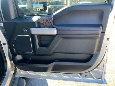 Used 2019 Ford F250 Lariat w/ Lariat Ultimate Package AWD/4WD image 21