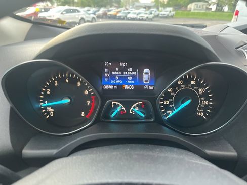 Used 2017 Ford Escape SE AWD/4WD image 22