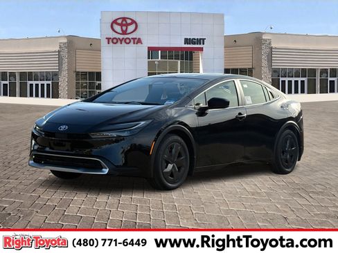 New 2026 Toyota Prius Plug-In Hybrid image 1