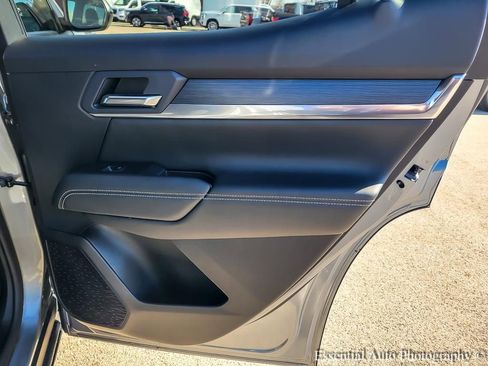 Used 2025 GMC Terrain Elevation image 21