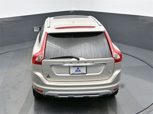 Used 2017 Volvo XC60 T6 Dynamic w/ Preferred Option Package image 20