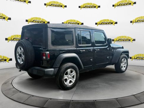 Used 2022 Jeep Wrangler Unlimited Sport AWD/4WD image 5