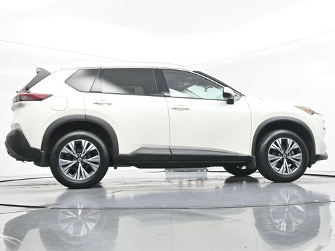Used 2021 Nissan Rogue SV w/ Premium Package AWD/4WD image 52