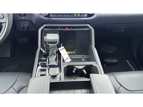 New 2026 Toyota Tundra Limited AWD/4WD image 31