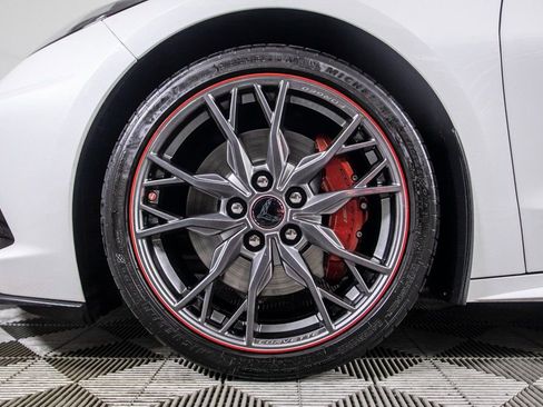 Used 2023 Chevrolet Corvette Stingray Premium Cpe w/ Z51 Performance Package image 38