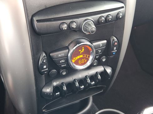 Used 2013 MINI Cooper Countryman image 22