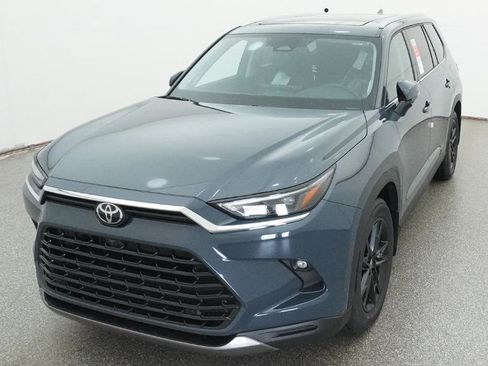 New 2026 Toyota Grand Highlander Limited image 3