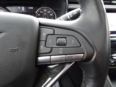 Certified 2023 Cadillac XT6 Premium Luxury image 30