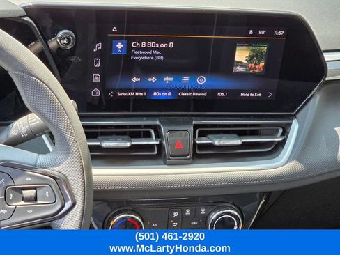 Used 2025 Chevrolet TrailBlazer LT AWD/4WD image 21