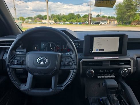New 2026 Toyota Tacoma SR AWD/4WD image 12