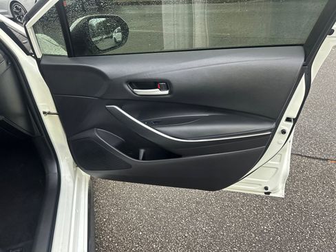 Used 2021 Toyota Corolla SE image 14