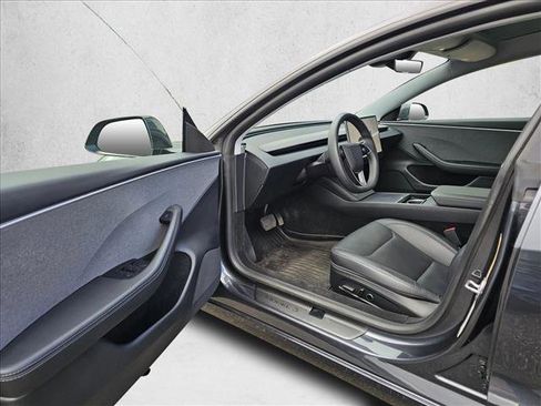 Used 2025 Tesla Model 3 Long Range RWD image 17