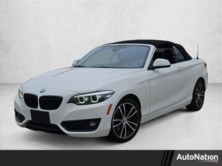 Used 2020 BMW 230i xDrive Convertible video 1