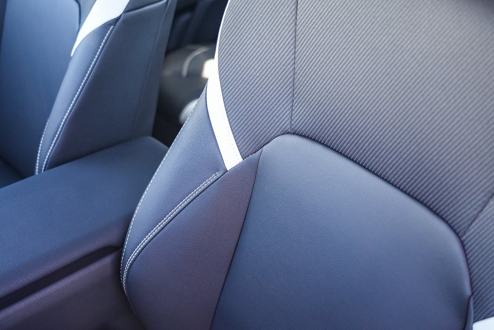 New 2026 Toyota Camry SE FWD image 28
