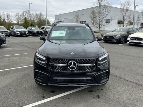 New 2026 Mercedes-Benz GLB 250 4MATIC image 3