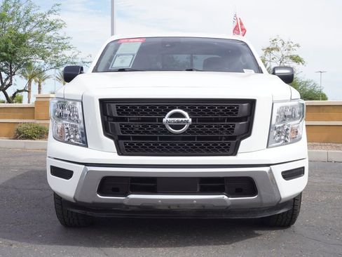 Certified 2022 Nissan Titan SV w/ Accessory Utility Package RWD image 5