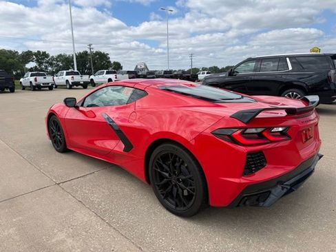 Used 2024 Chevrolet Corvette Stingray Premium Cpe w/ Z51 Performance Package RWD image 5