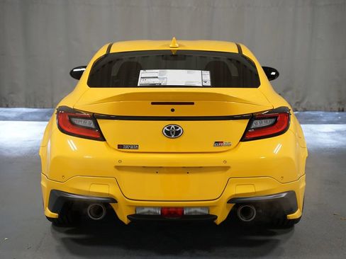 New 2026 Toyota GR86 YUZU Limited w/ GR Aero Kit image 7