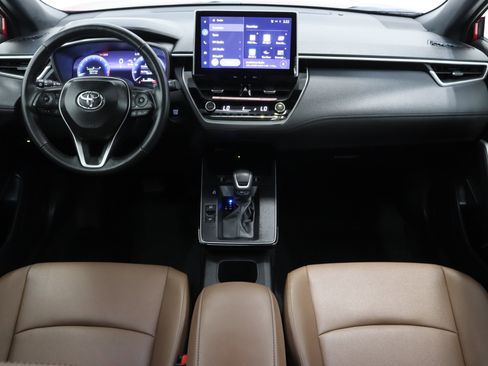 Used 2026 Toyota Corolla Cross XLE w/ Convenience Package image 31