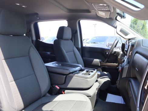 Used 2021 Chevrolet Silverado 1500 LT RWD image 32