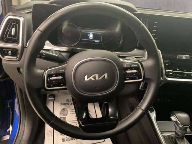 Used 2023 Kia Sorento S w/ Panoramic Sunroof Package FWD image 28