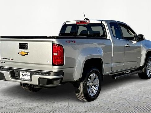 Used 2018 Chevrolet Colorado LT w/ LT Convenience Package image 5