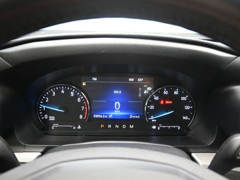 Used 2020 Ford Explorer XLT w/ Class III Trailer Tow Package image 15