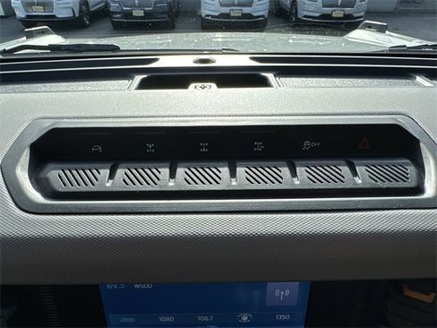 Certified 2023 Ford Bronco Badlands image 24