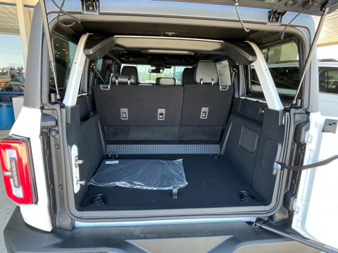 New 2026 Ford Bronco Outer Banks AWD/4WD image 10