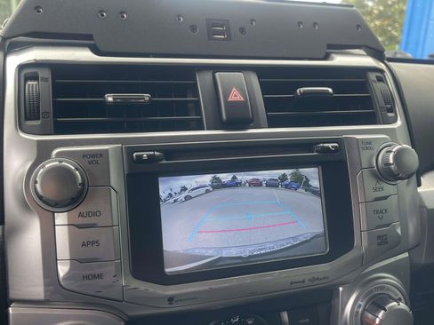 Used 2019 Toyota 4Runner SR5 AWD/4WD image 24