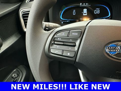 Used 2026 Hyundai Venue SE image 24