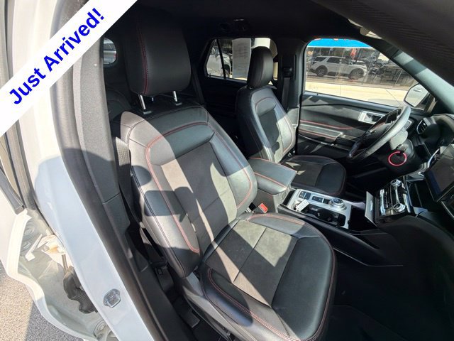 Used 2022 Ford Explorer ST-Line w/ Class IV Trailer Tow Package RWD image 19