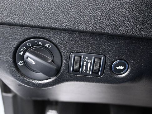 Used 2023 Dodge Charger SXT image 21