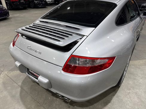Used 2005 Porsche 911 Carrera image 37