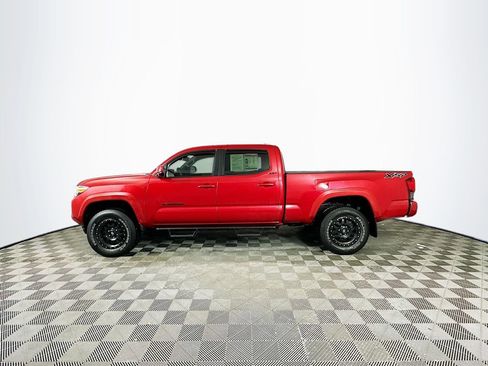 Used 2020 Toyota Tacoma SR5 image 6