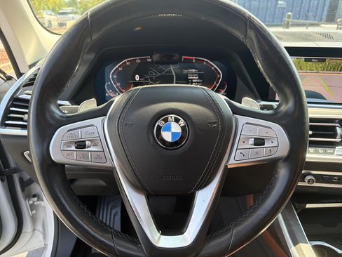 Used 2019 BMW X7 xDrive50i w/ Premium Package AWD/4WD image 11