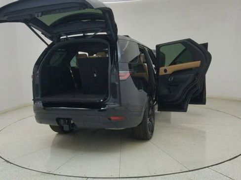Used 2023 Land Rover Discovery S R-Dynamic image 79
