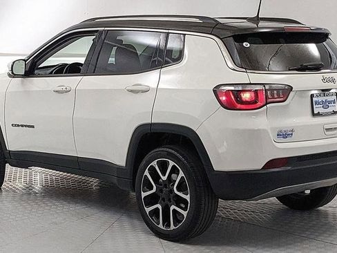 Used 2018 Jeep Compass Limited w/ Navigation Group AWD/4WD image 4