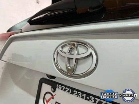 Used 2024 Toyota RAV4 XLE Premium image 92
