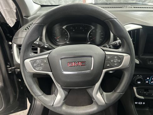 Used 2023 GMC Terrain SLE w/ Driver Convenience Package FWD image 17