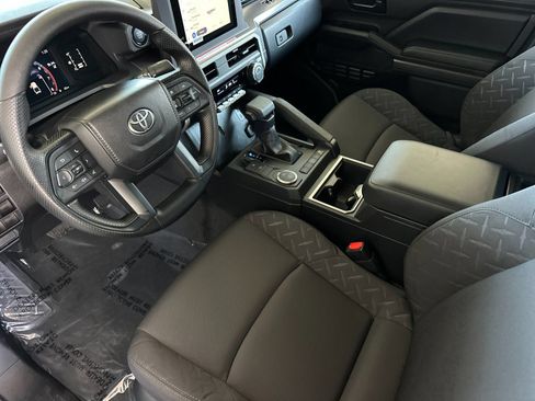 Used 2026 Toyota Tacoma SR5 RWD image 9