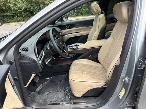 Certified 2024 Cadillac Lyriq Sport w/ Nappa Leather Package AWD/4WD image 5